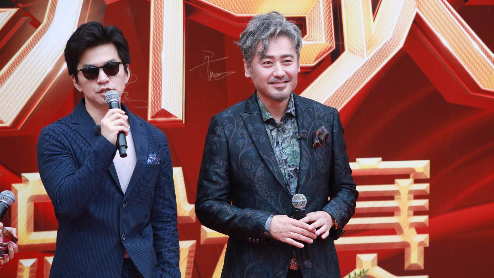 《跨界歌王》总决赛红毯,李健帮唱吴秀波,预测波叔是冠军!