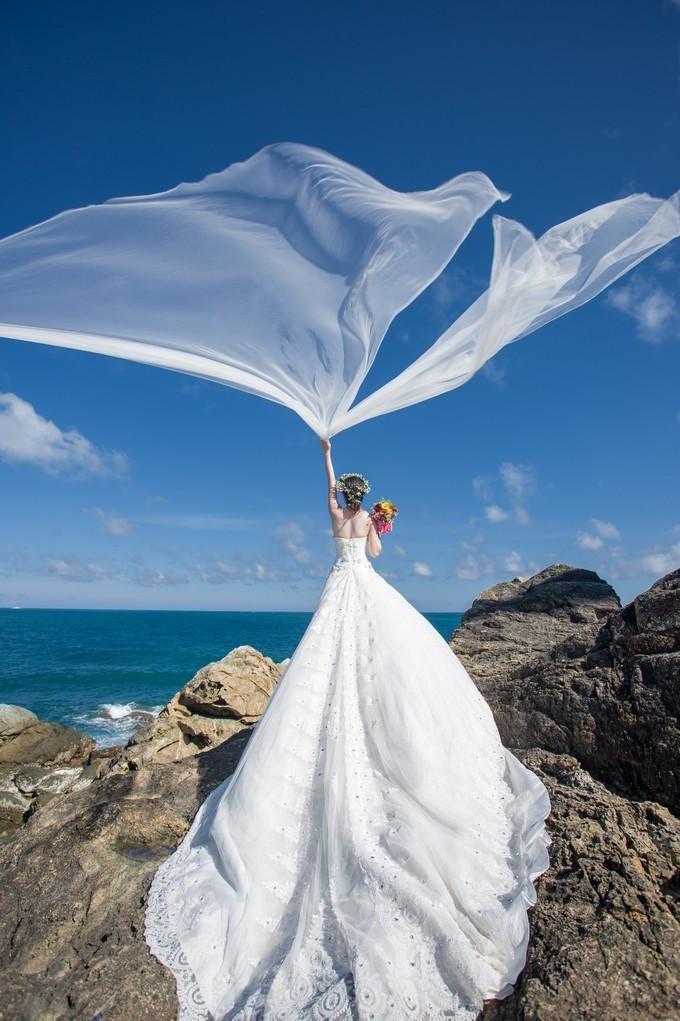 带上婚纱去三亚