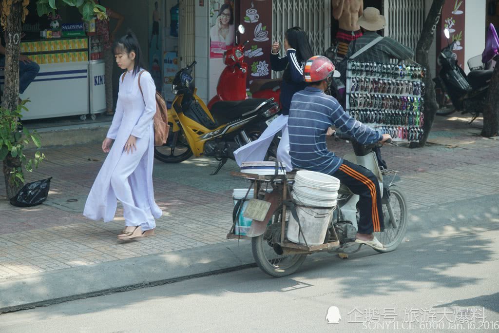 中国游客实拍越南河内街头 女孩特别多长得像中国人