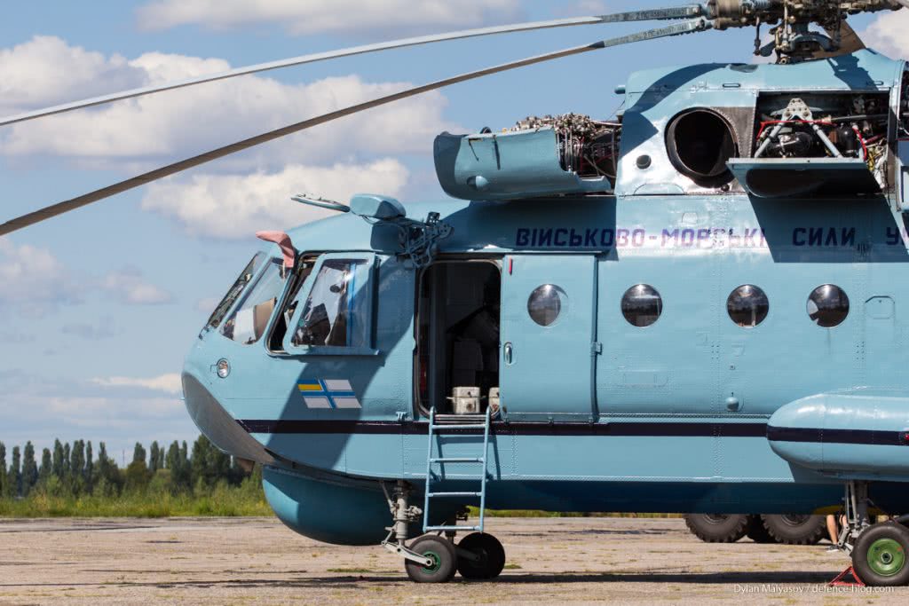 4架从克里米亚逃回乌克兰的米-14直升机