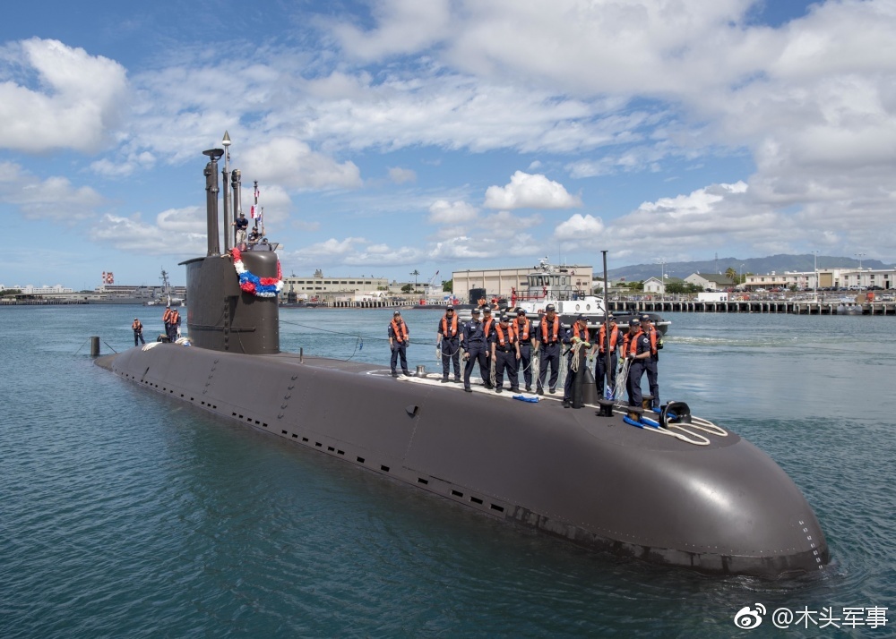 2018年6月1日,韩国海军潜艇"朴威"号潜艇(rok park wi