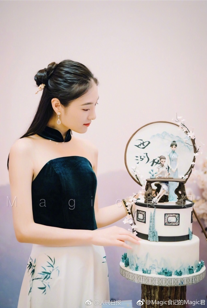 陈瑶是杭州一名翻糖蛋糕师.