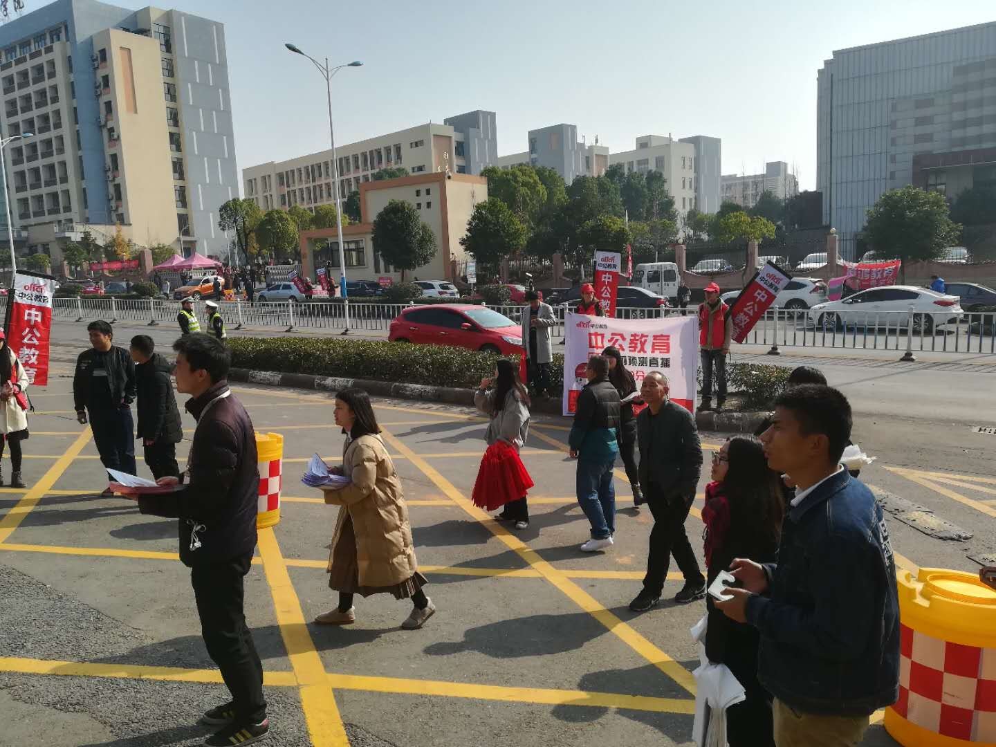 2019浙江公务员考试时间你觉得会晚于明年1月