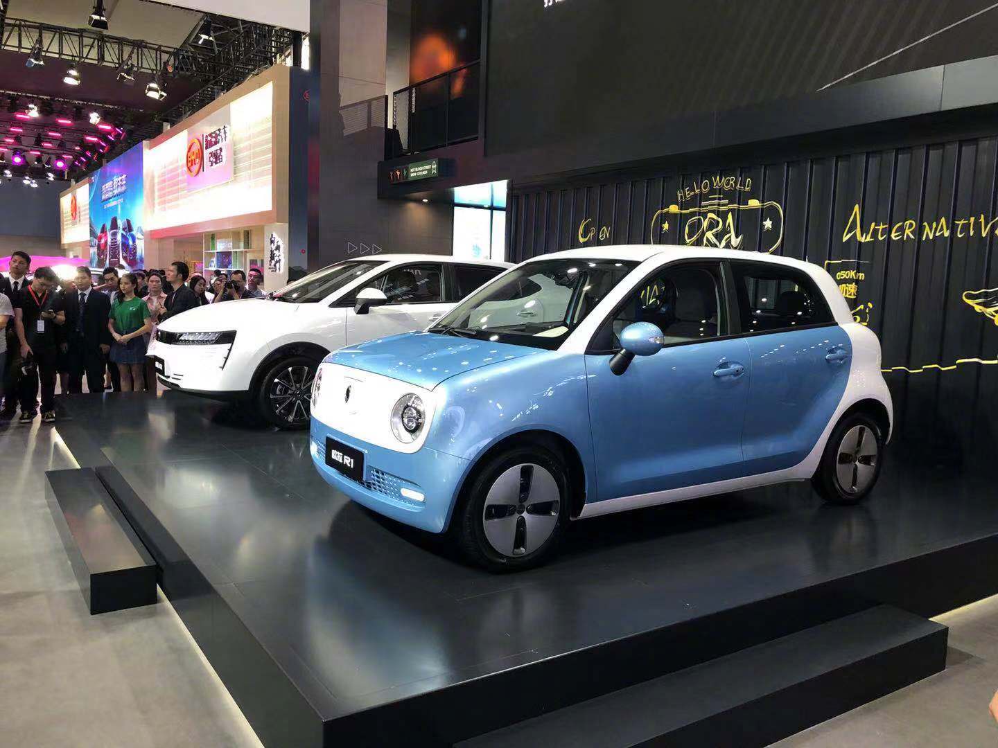 长城汽车集团旗下新能源独立品牌欧拉ora亮相42馆