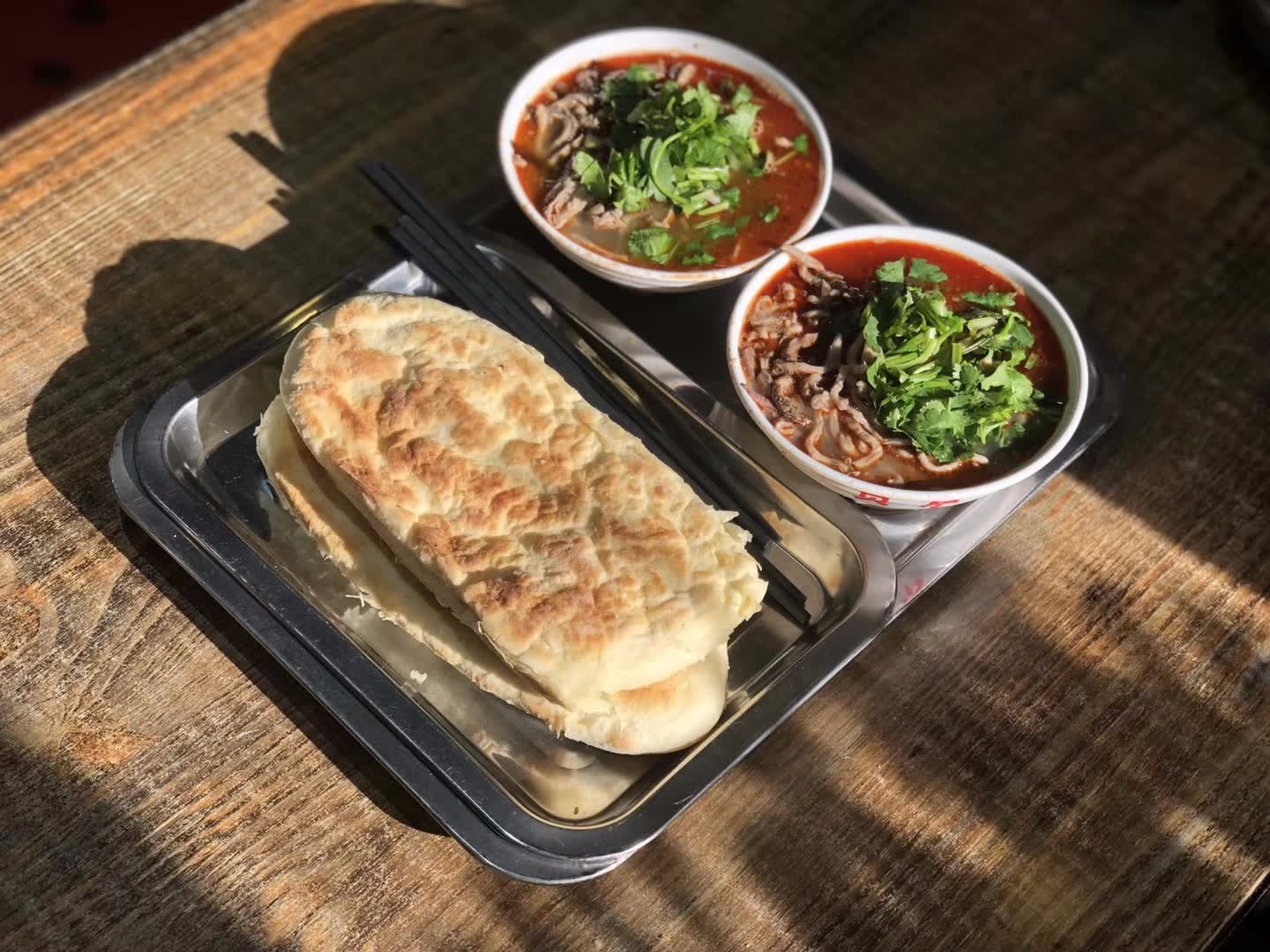 胖胖美食发现之内蒙特别好喝的羊杂碎