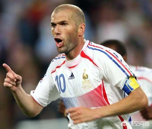 巅峰时期的大罗,小罗,C罗,梅西,齐祖,按照实力怎