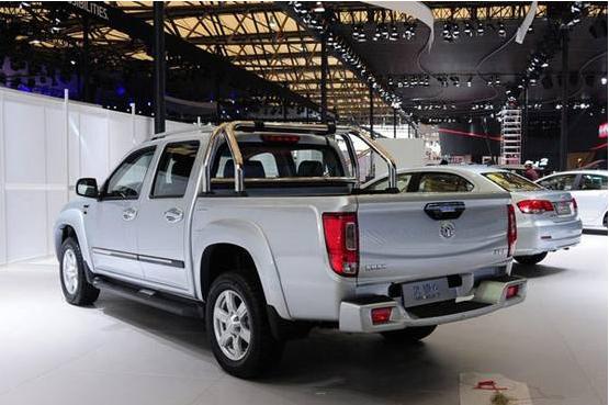 风骏6外观不错,有suv范,蕴涵得有越野车的风味