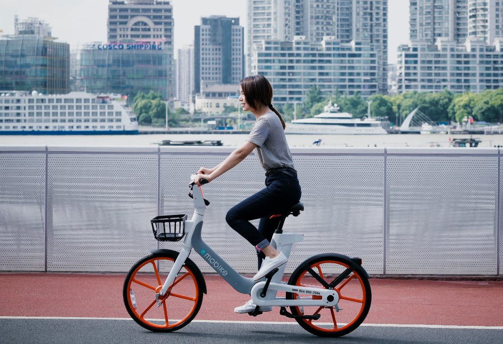 发布会上,摩拜也推出了新产品——摩拜助力车,将主要解决3-5公里的