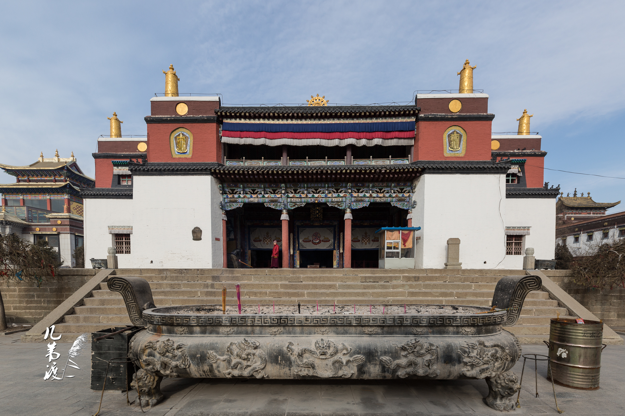 辽宁阜新瑞应寺三大雄宝殿藏经阁护法殿