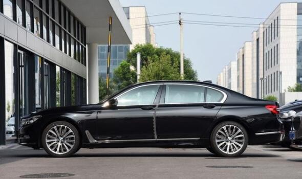 奔驰s350和宝马740li,这两款车应该怎么选呢?