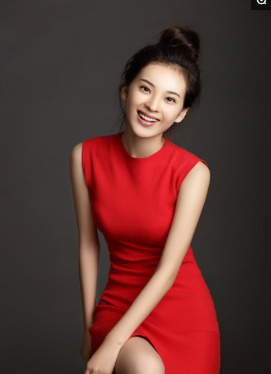 内地女演员潘小样清纯甜美,散发红色热情!__财经头条