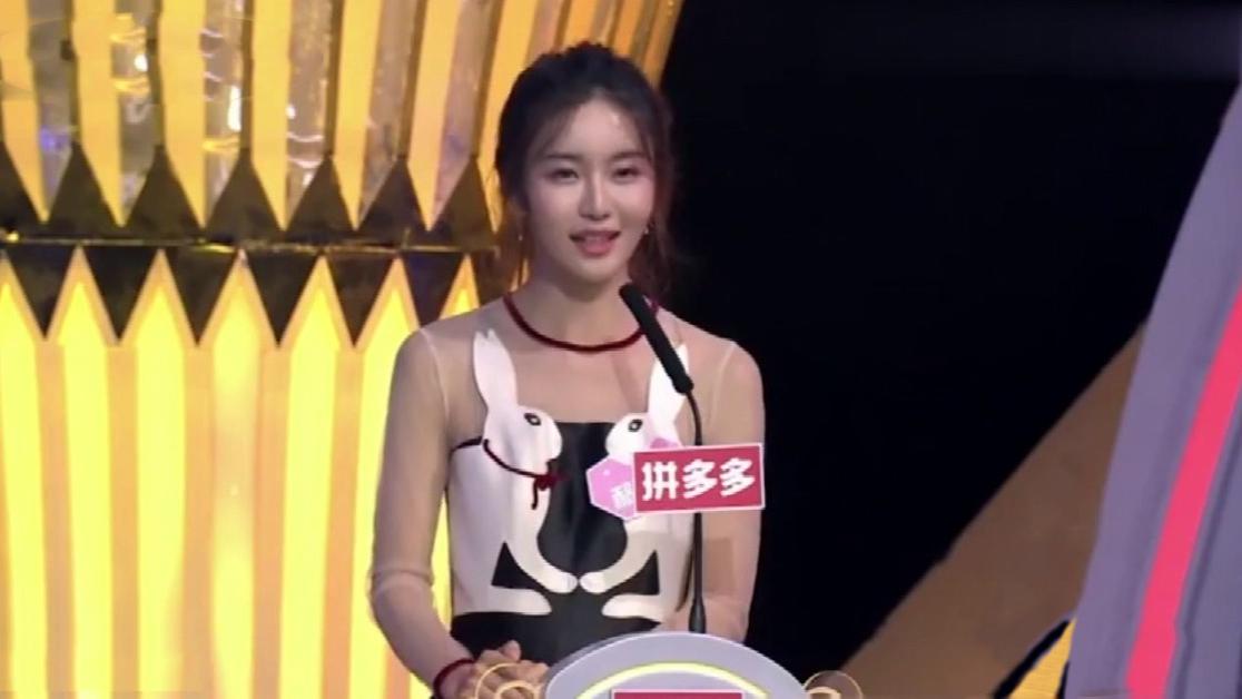 山西胖小伙成功牵手女神郝文婕,现场嘉宾觉得不可思议