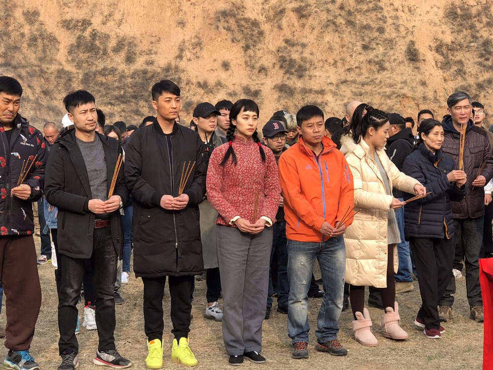 《红腰鼓》开机 程琤诠释励志女兵成长记