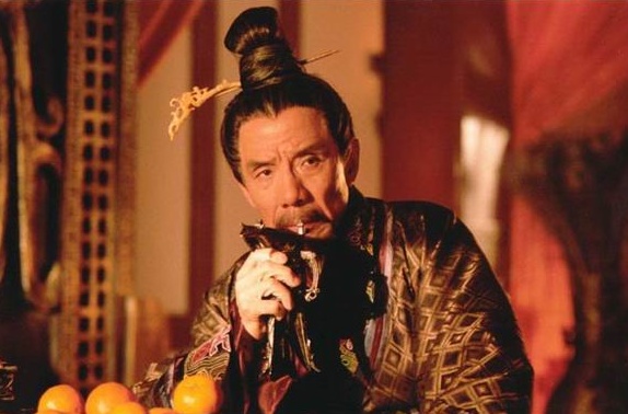 像是《三国演义》中生性多疑的司马懿,《一脚定江山》中的范老儿,还有