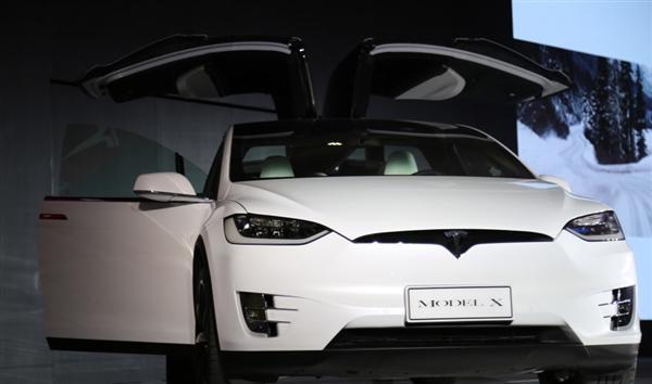 北京车展特斯拉model x国内发布:7座/鹰翼门 豪华酷炫