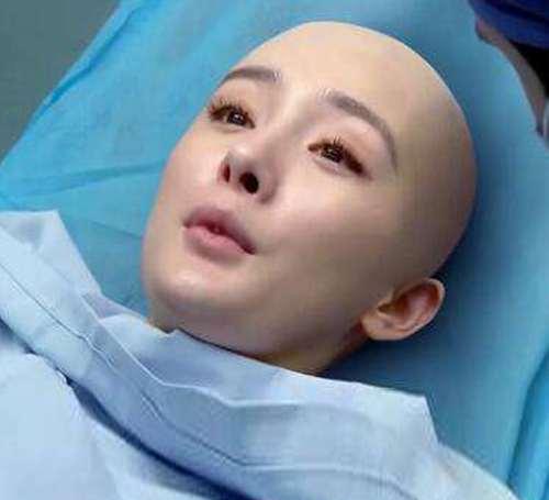 一场没有头发的颜值比拼,林志玲像汉子,赵丽颖惊悚,只有她灵动