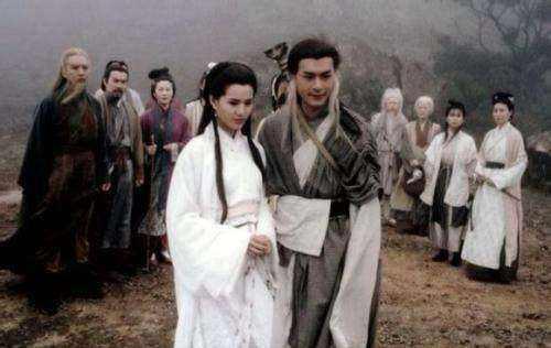 第三次华山论剑,周伯通真的天下第一吗?其实有一人比他更厉害!