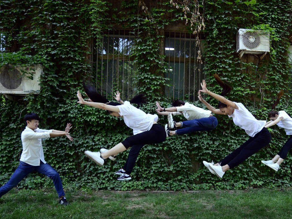 盘点当代大学生那些不一样的毕业照