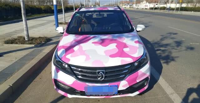 表哥将4万的宝骏310改装成这样后,嫂子:以后不上你的车了