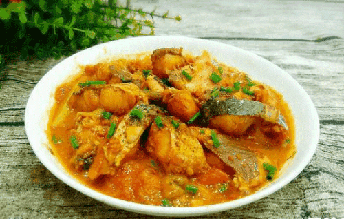 炖鱼块的做法大全 注意事项需谨记