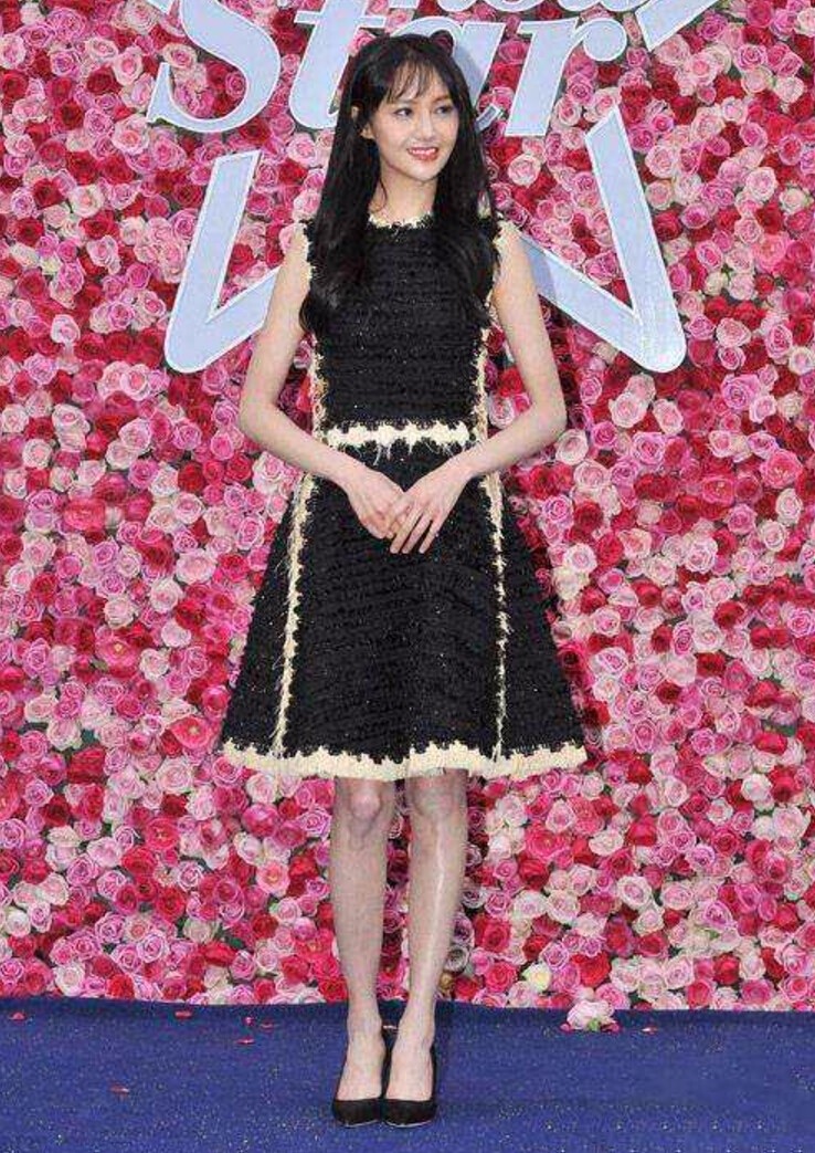 当红花旦郑爽脸蛋胖了不少,肉嘟嘟的简直不要太可爱