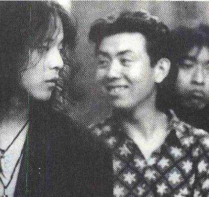 汪峰发新歌再被抢头条,窦唯和汪峰、许嵩相比