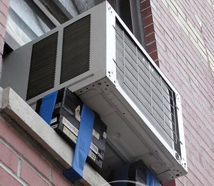 主要的原因是窗机安装方便,有一定动手能力的人,买回家直接安装就能