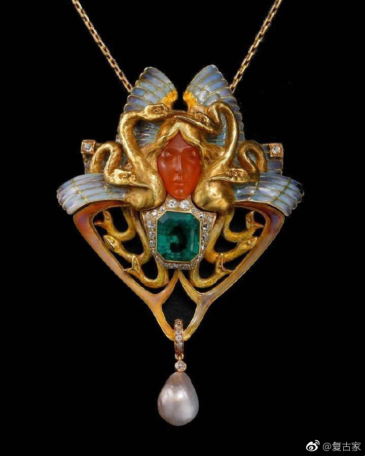 新艺术时期(约1890-1910年)虽然短暂