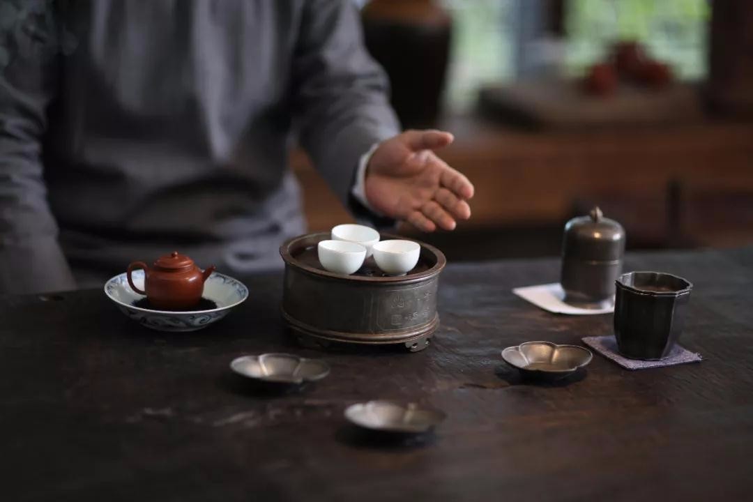 凌晨三点喝到现泡三炮台？兰州24小时上门茶服务深度揭秘