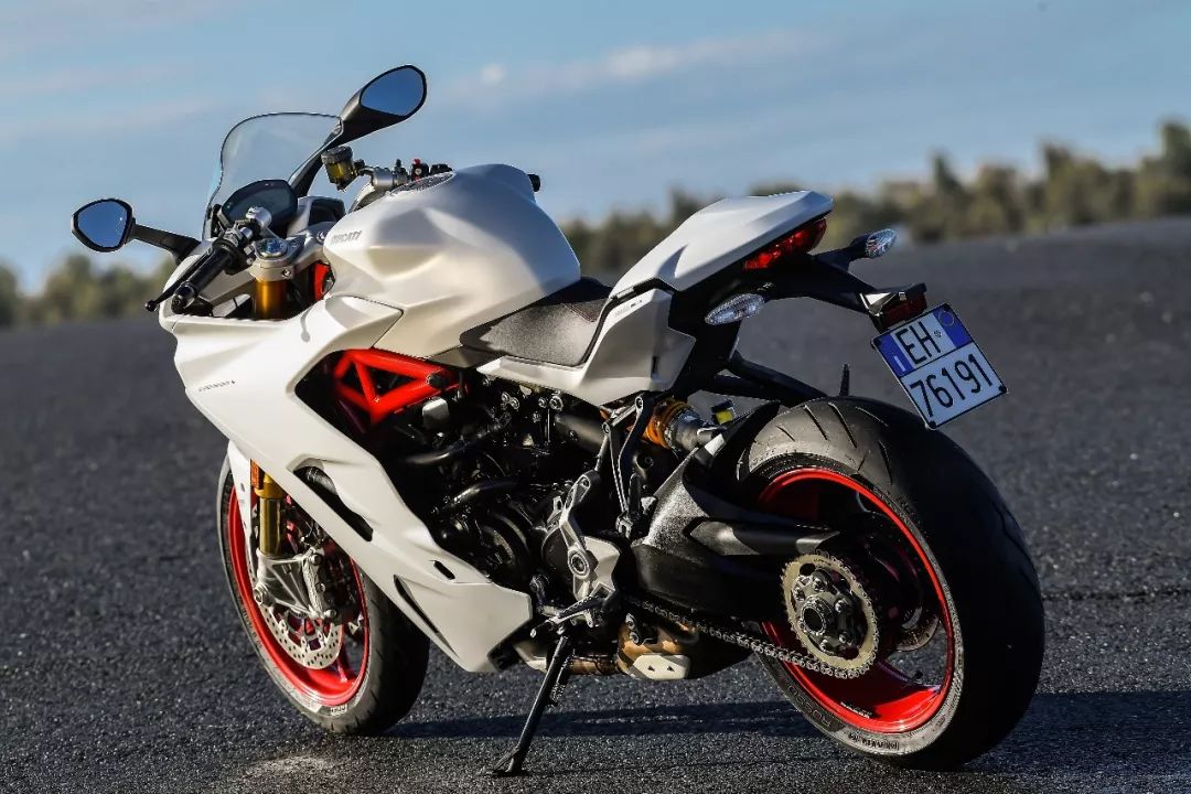 还是喜欢你像风吹了十万里