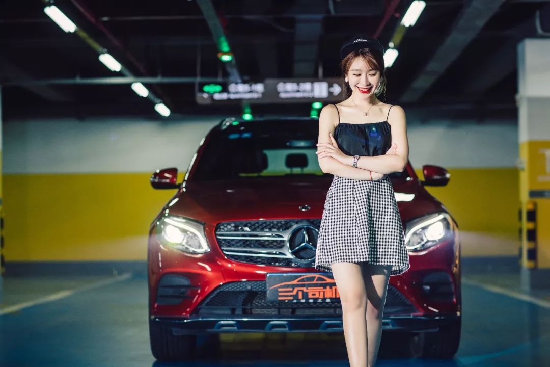 楠姐"地下"试驾奔驰glc
