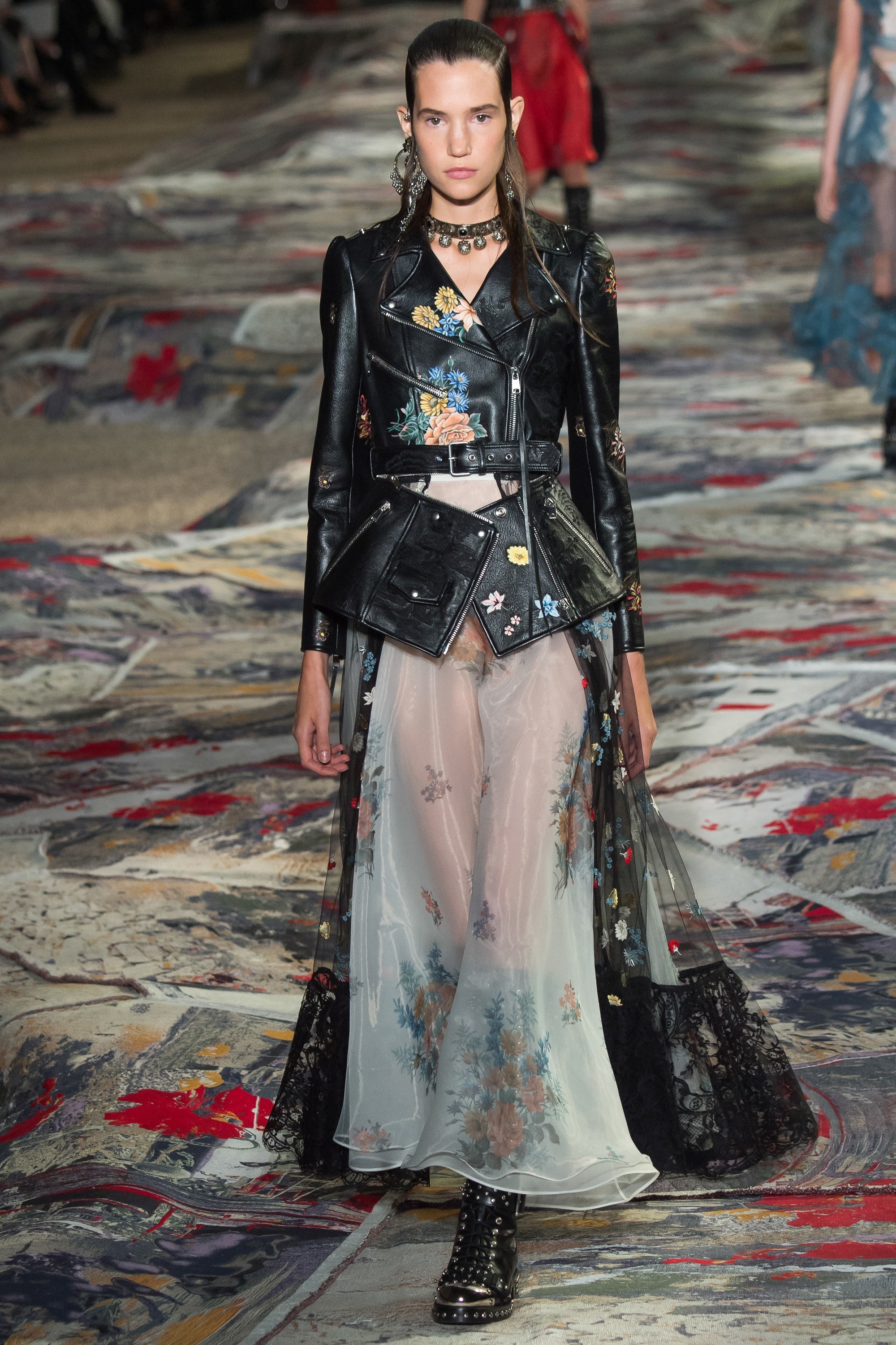 alexander mcqueen s/s 2017 | 灵感源自创意总监sarah burton于苏格