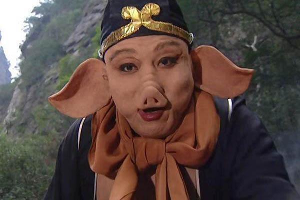 猪八戒的神兵不止上宝沁金耙, 另一件神兵与金箍棒不相上下