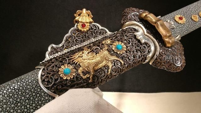 唐横刀的制作工艺来自于南北朝时期的宿铁刀,宿铁刀是一位南北朝时期