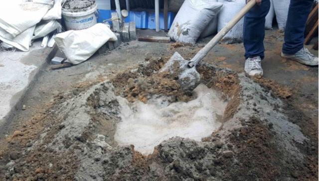 为何农村盖房和水泥掺很多洗衣粉?听老师傅分析,懊悔知道晚了!