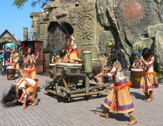 这座古城被称为世界七大奇迹之一如今仍有玛雅人在此生活