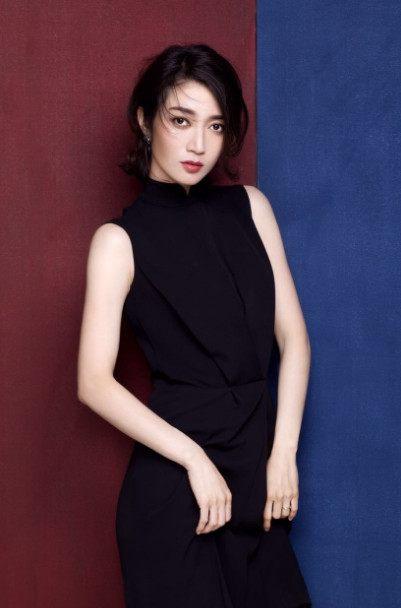 残暴女教官,在华20年被禁回国,美丽气质成中国儿媳|松峰莉璃|伪装者