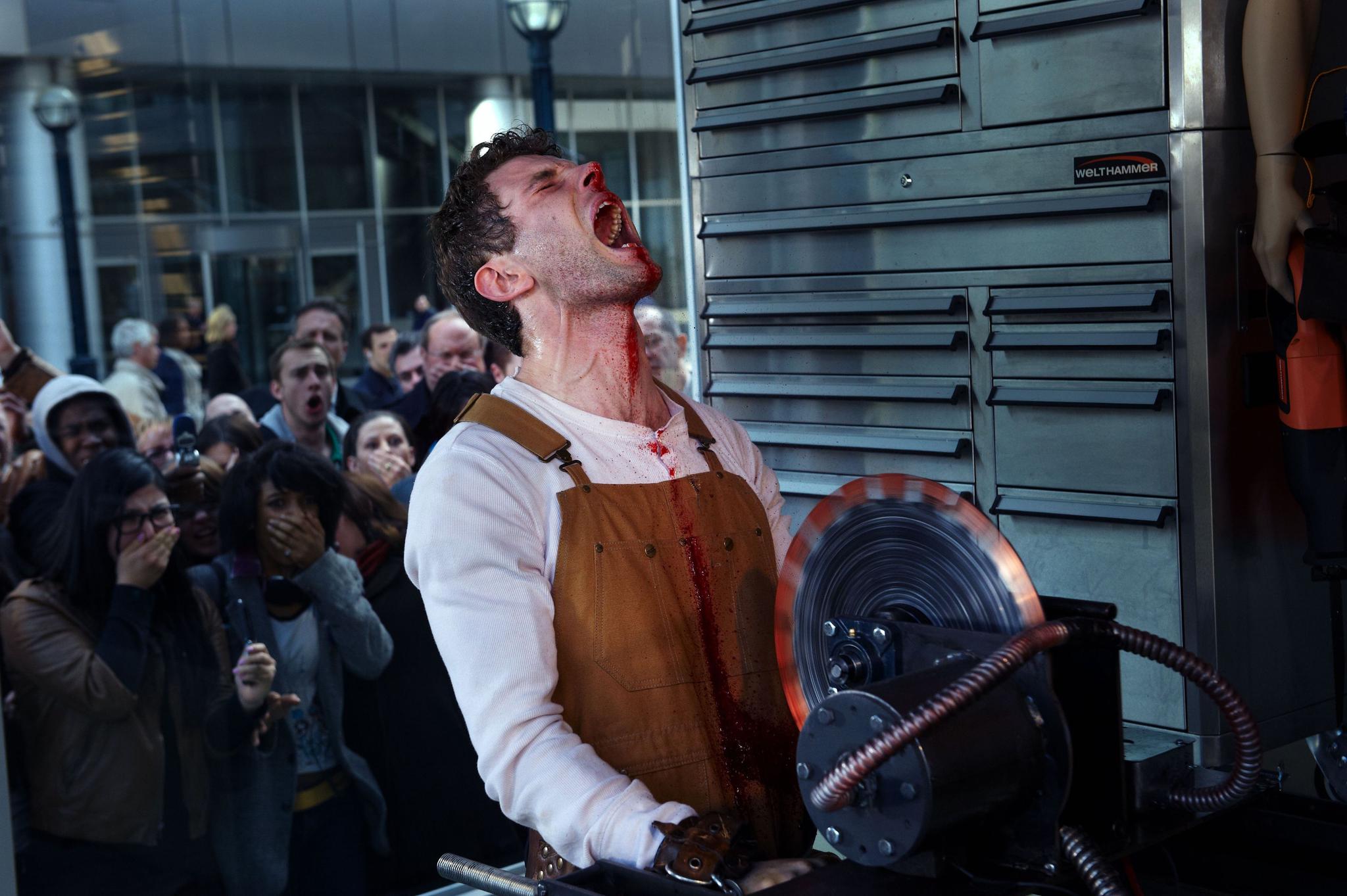 电锯惊魂|万圣节|月光光心慌慌_新浪新闻