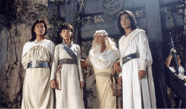 《水月洞天》中童家三兄弟现状:老三化身西装暴徒,老二成教练!