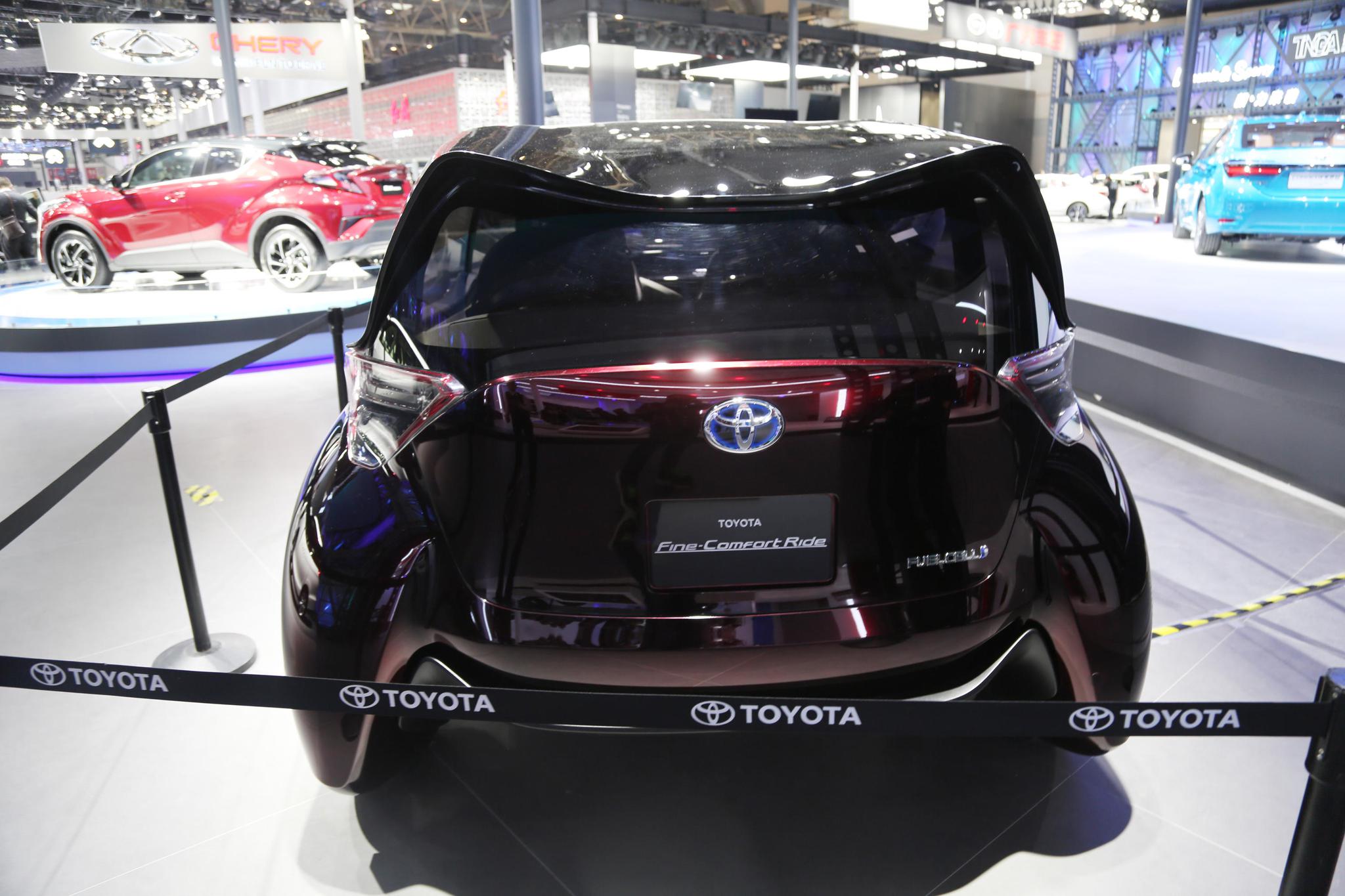 实拍丰田fine-comfort ride氢能源概念车,或将亮相深港澳车展!