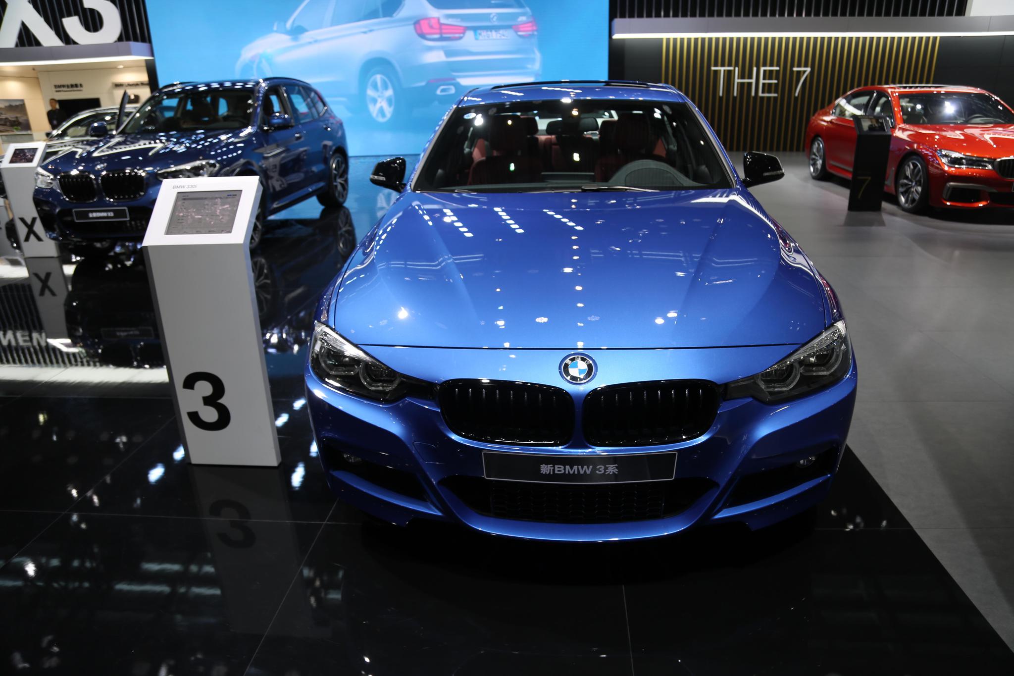 忠于纯粹,30万级别,新宝马 bmw 3系四门轿车实拍!
