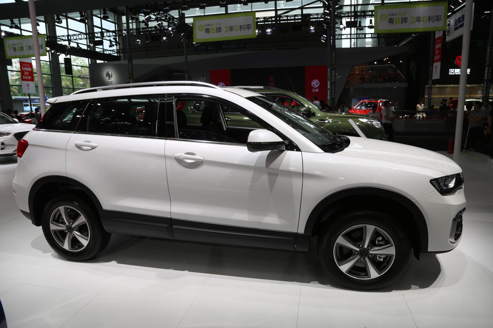 哈弗h6 coupe,12万级别suv新领袖,车展实拍!