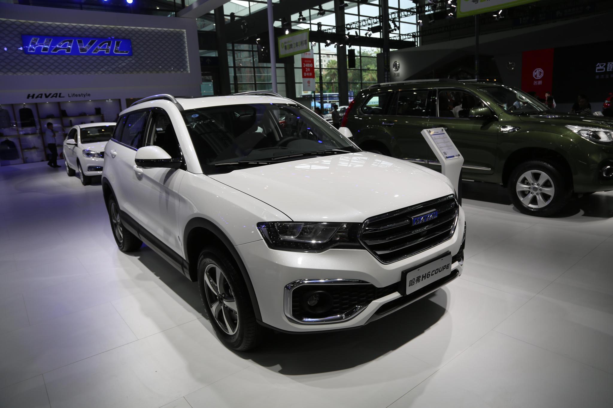 哈弗h6 coupe,12万级别suv新领袖,车展实拍!