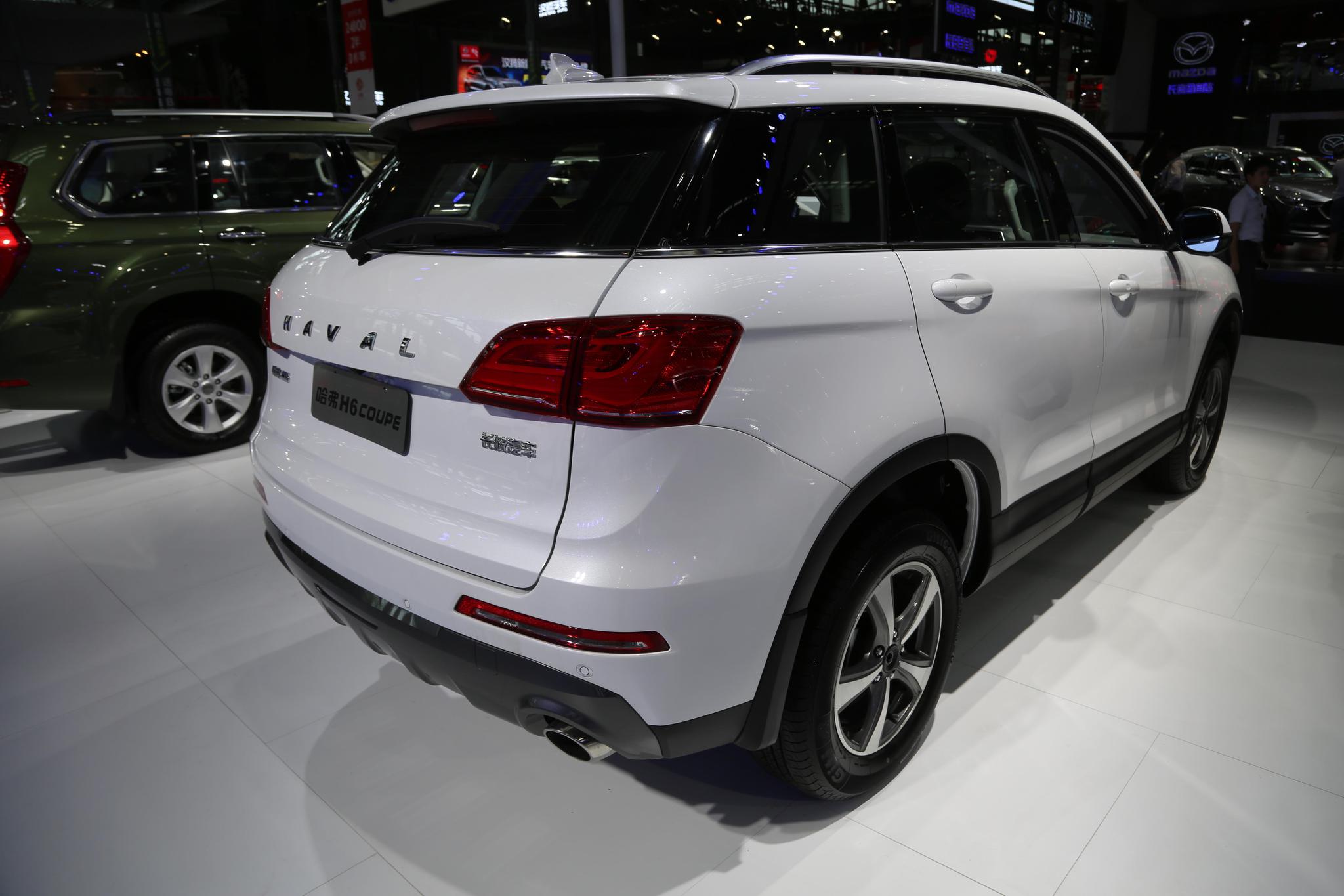 哈弗h6 coupe,12万级别suv新领袖,车展实拍!-新浪汽车