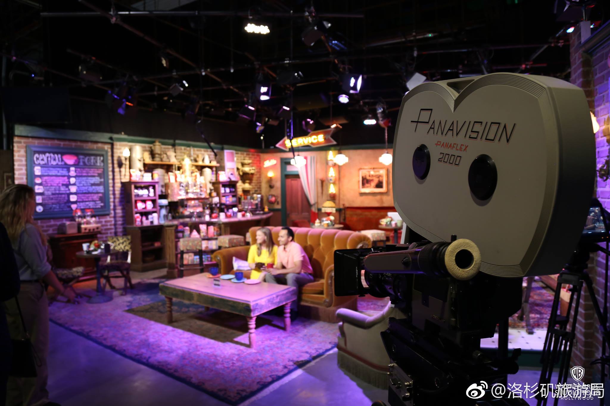 想要亲历好莱坞大片制作现场吗华纳兄弟vip影城之旅满足你