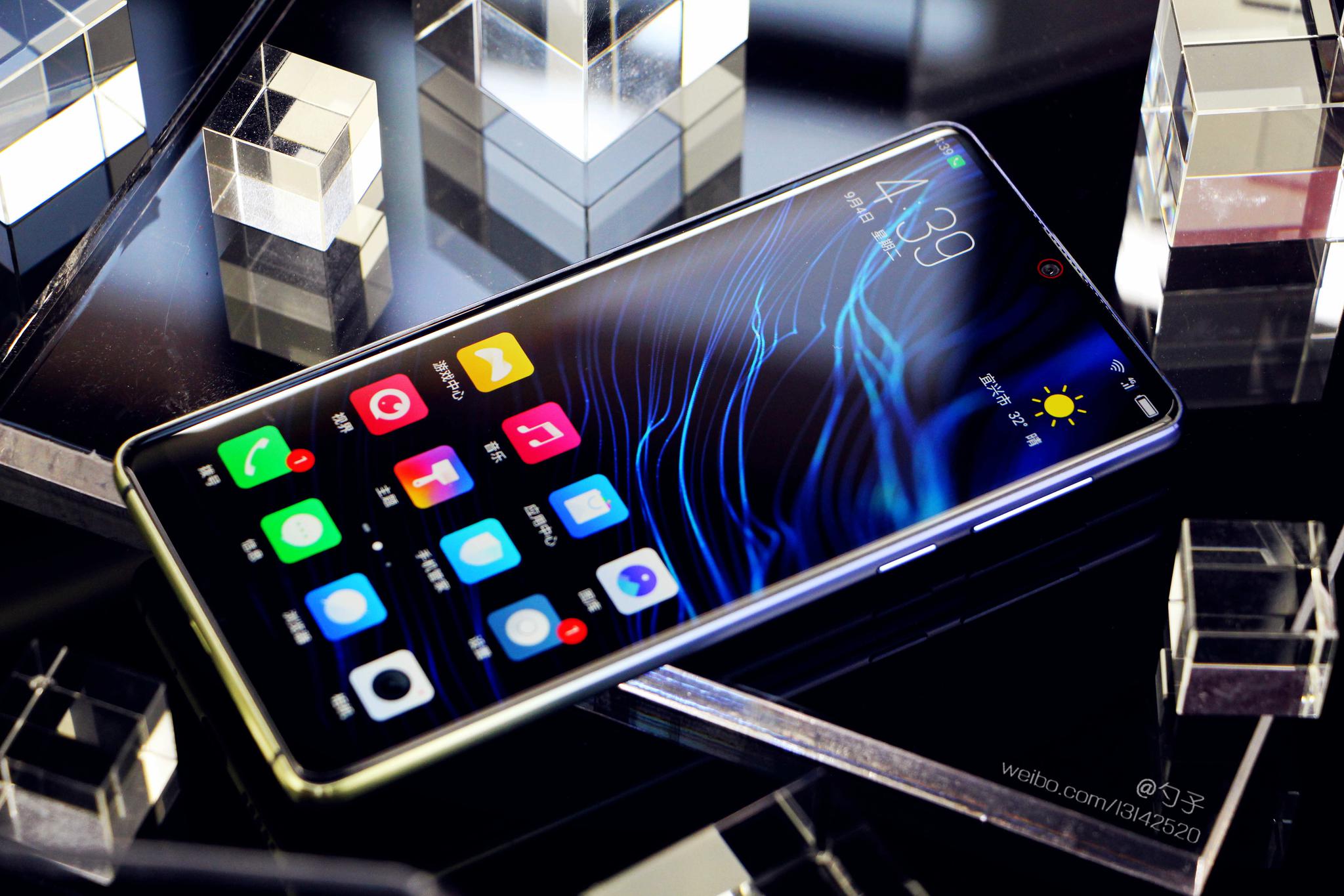 首发努比亚z18梵高星空典藏版图赏最具文艺范年度旗舰