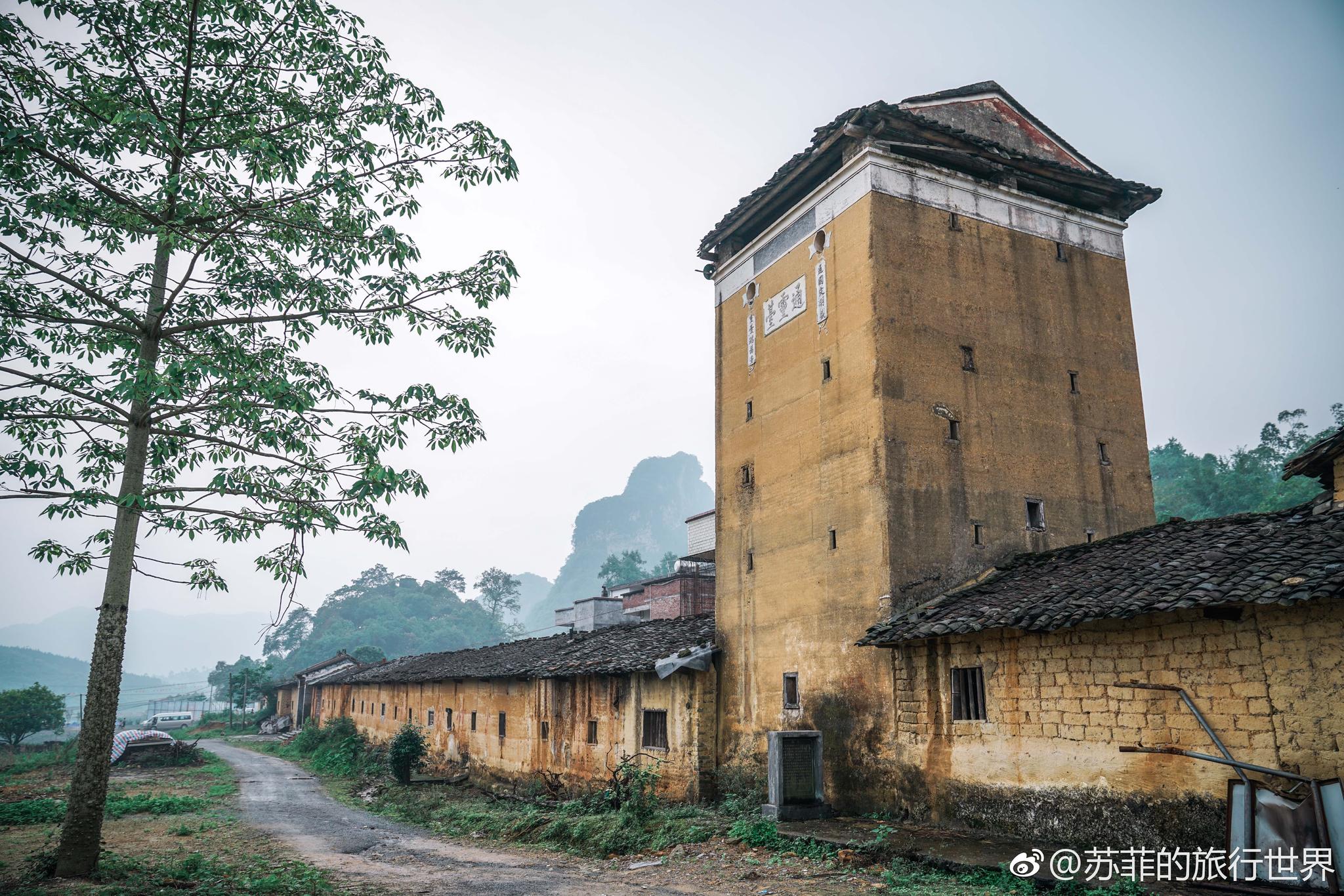 虎尾古寨至今已有超两百年的历史,至今村中仍保留了不少文物