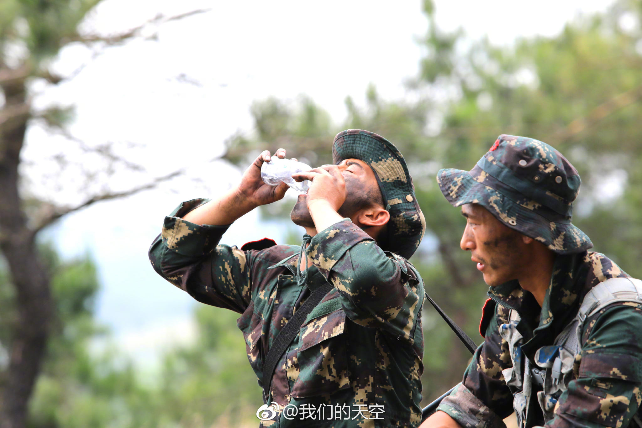 不论前路多么难行只要坚定信念,勇于开拓人生就能“绝处逢生”|信念|人生_新浪新闻
