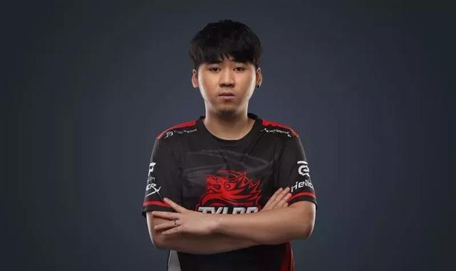 dd在tyloo是残局能力最出色的队员之一,仍记得在cache上对阵lg,dd一波