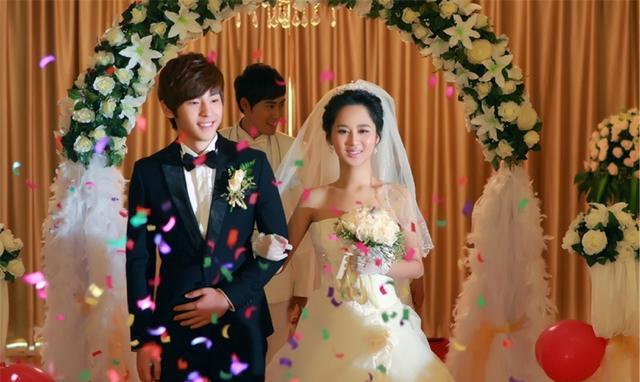 徐浩和杨蕊嘉婚纱图片_徐浩和黄灿灿的结婚照